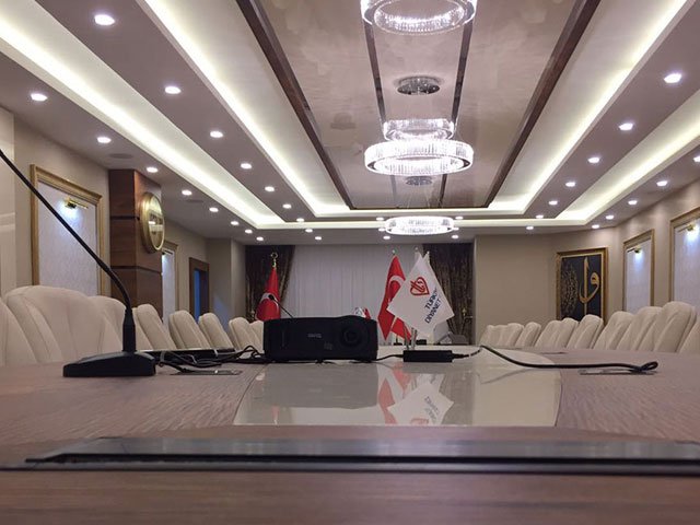 TOPLANTI SALONU